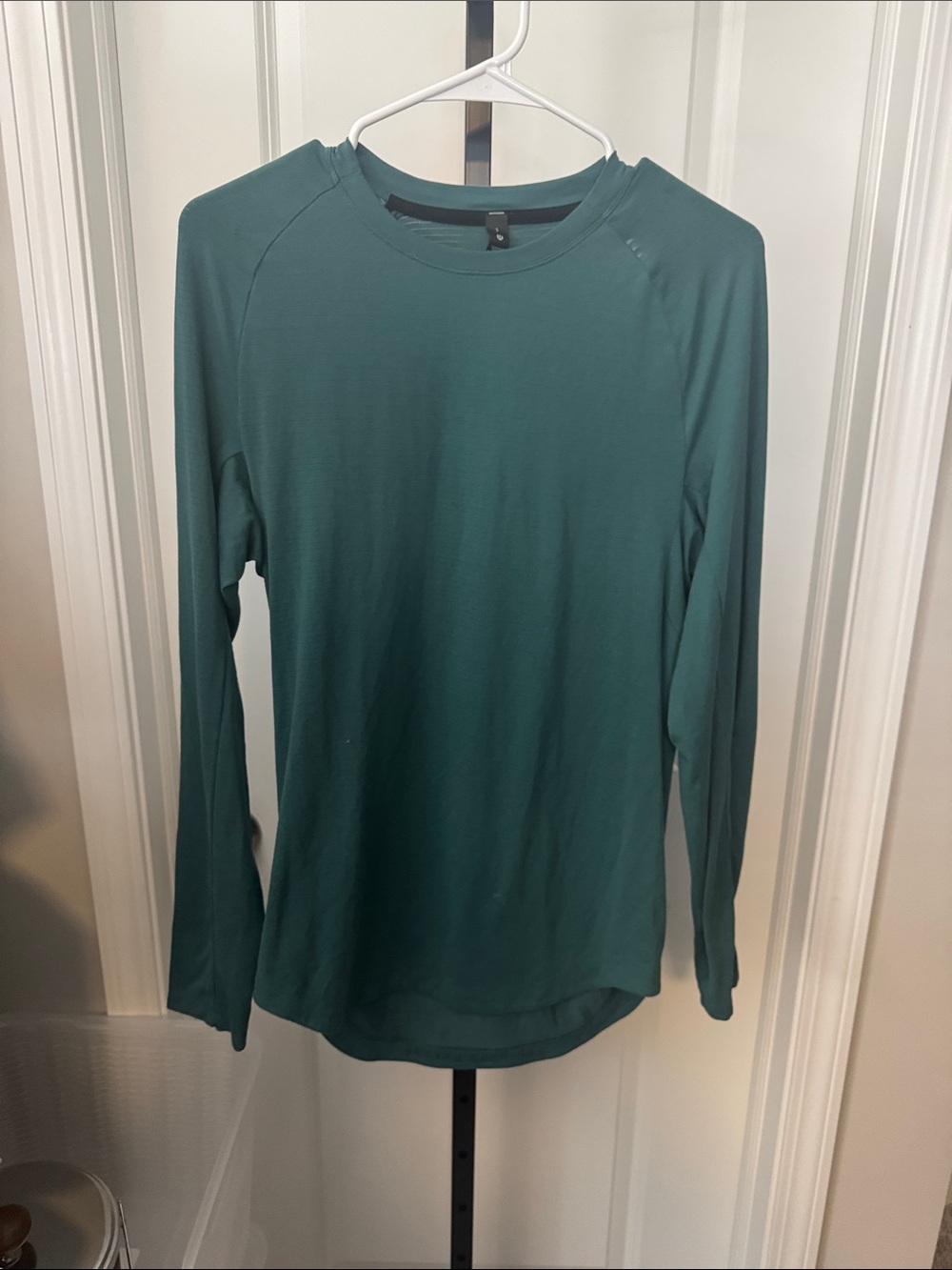 lululemon athletica Long Sleeve Crew Tee in Teal Green